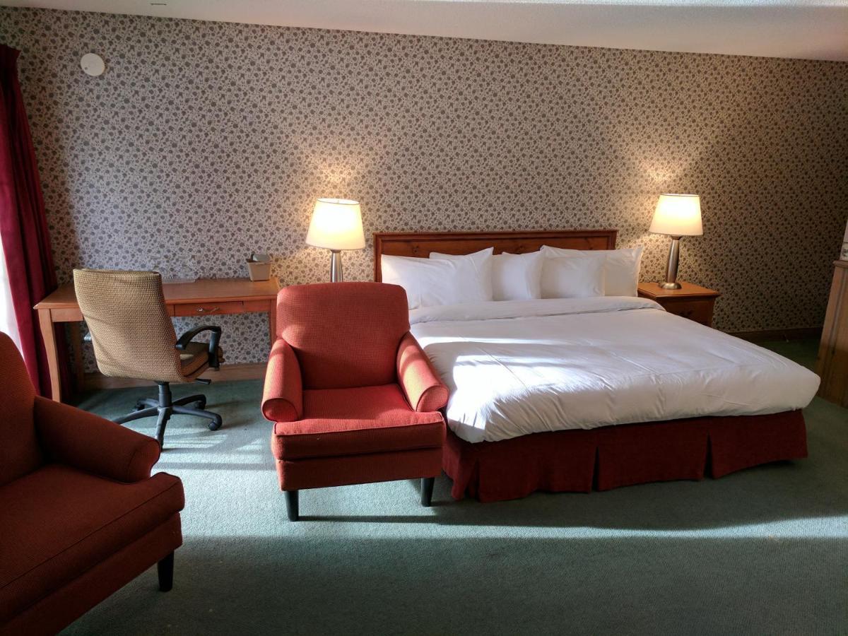 Algonquin Lakeside Inn Dwight Værelse billede